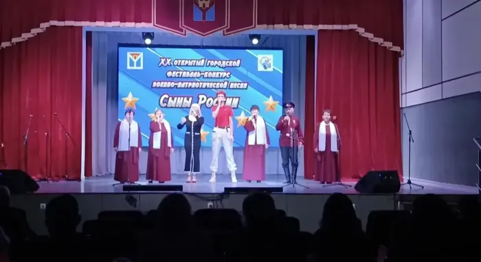 E80AD649-E344-443F-BA33-1D6BC4938F6D