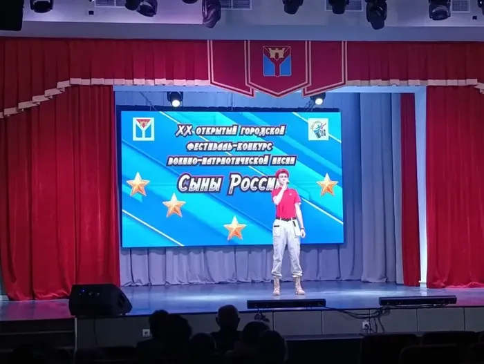 B5D1EBC3-DBB3-447F-A6ED-85C2B5C8C85D