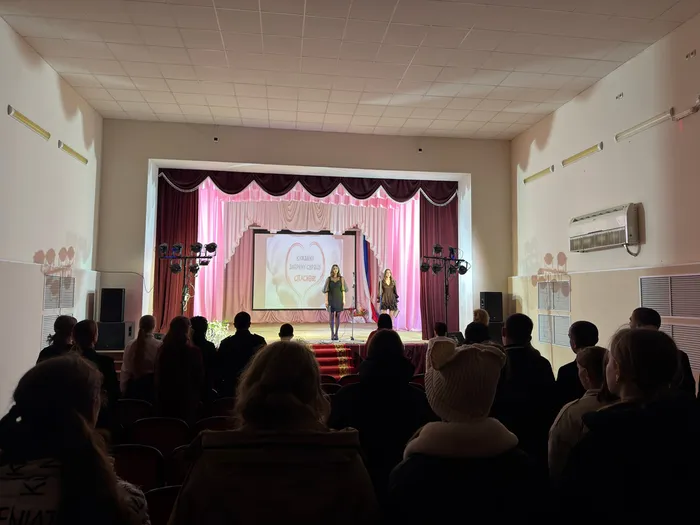 image-10-12-25-12-05