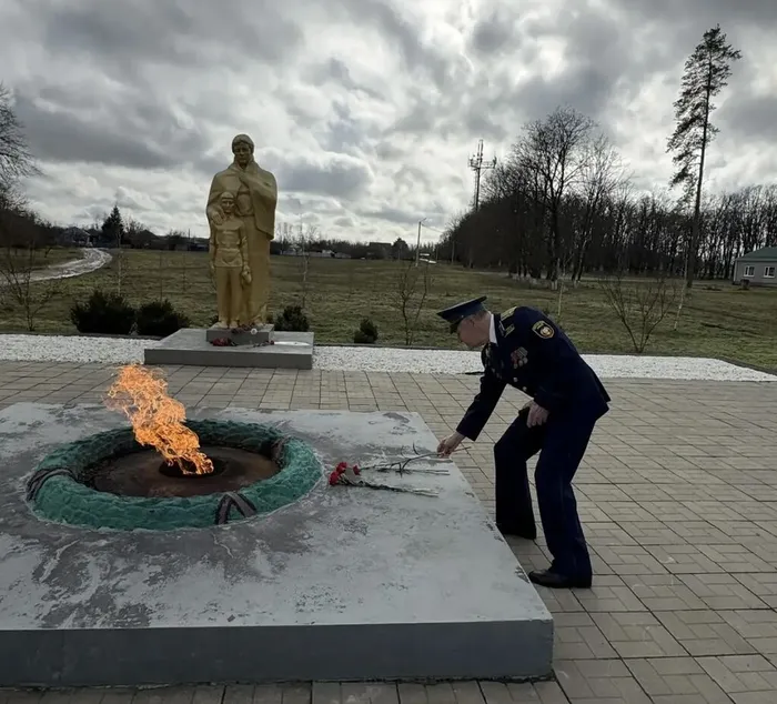 9897F21F-8461-47EC-BEFF-0FDC4580AB83